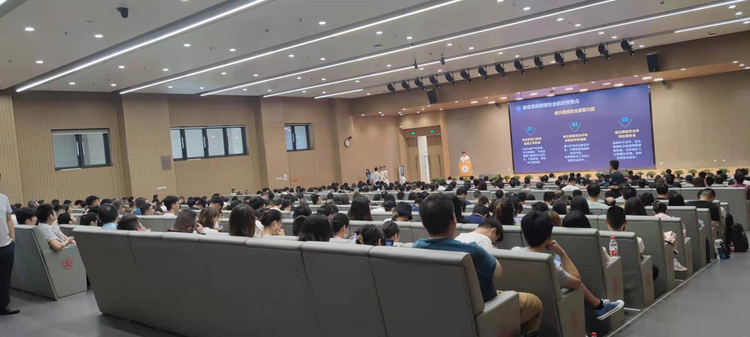 �������Ź���